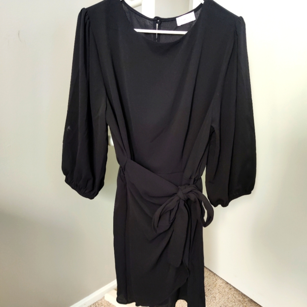 Pink Lily Black dress